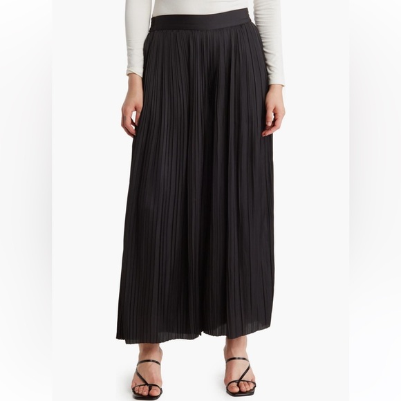 T Tahari Accordion Pleat Wide Leg Pants in Black Size Large EUC - Picture 1 of 5